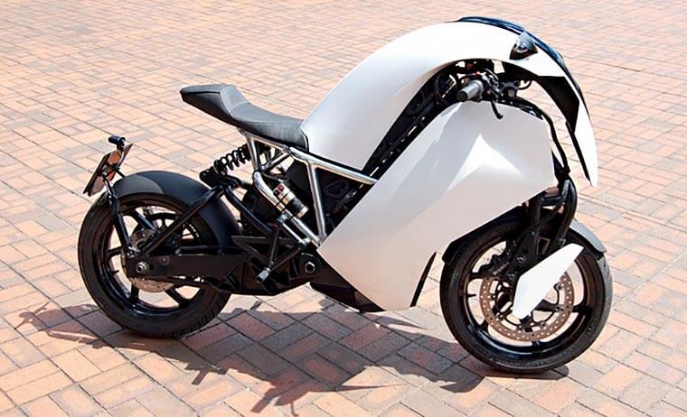 Moto eléctrica Agility Saietta R blanca, vista lateral