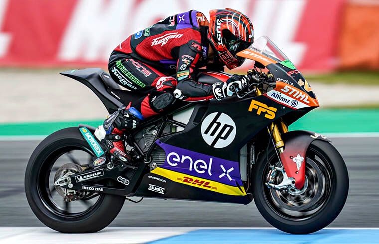 Jordi Torres en carrera, vista lateral