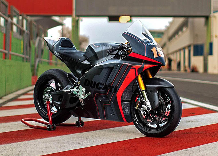 La Ducati V21L posa en su priemr test en Vallelunga